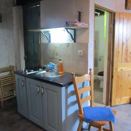 Apartment In Mit Terrasse *